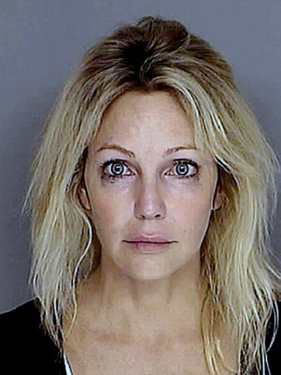Heather Locklear a été arrêtée en septembre 2008 pour conduite en état d'ébriété. 
