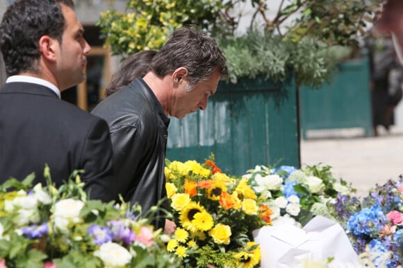 Bruno Wolkowitch lors des obsèques de Bernard Giraudeau, le 23 juillet 2010, en l'église Saint-Eustache, à Paris.