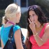 Courteney Cox et Busy Philipps sur le tournage de cougar Town (10 août 2010 à Los angeles)