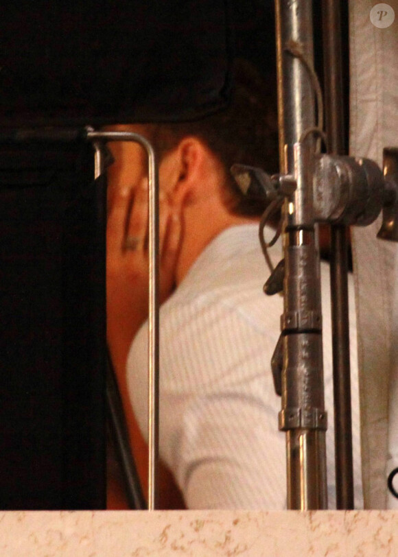 Justin Timberlake et Mila Kunis tournent une scène de baiser pour le film Friends with benefits à New York le 2 août 2010