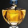 Le parfum Shalimar de Guerlain dont le flacon a été redessiné par Jade Jagger