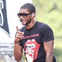 Usher fait le show devant des milliers de fans... sous le regard attendri de son irrésistible fils !
