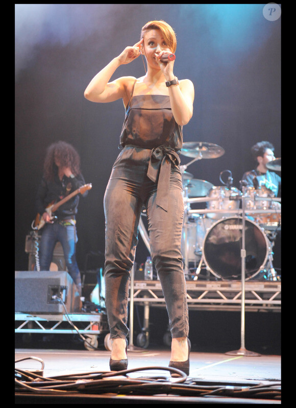 Les Sugababes se sont produites sur la scène du Nissan Juke Arena, en Angleterre, dans le cadre du V Festival. 