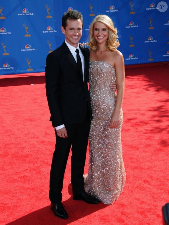 Claire Danes et Hugh Dancy (en costume Burberry) aux Emmy Awards.