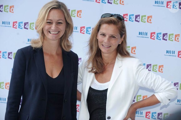 Guilaine Chenu et Francoise Joly à l'occasion de la conférence de presse de rentrée de France Télévisions, à Paris, le 3 septembre 2010.