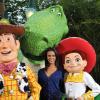 Buzz l'éclair, Rex le dinausore, Woody et Andy semble enchanté de recevoir la visite de quelques célébrités au parc Disneyland Paris, samedi 4 septembre.