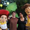 Buzz l'éclair, Rex le dinausore, Woody et Andy semble enchanté de recevoir la visite de quelques célébrités au parc Disneyland Paris, samedi 4 septembre.