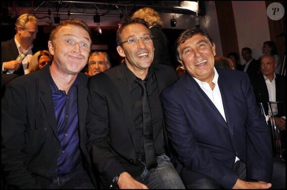 Christophe Hondelatte, Julien Courbet et Jean-Pierre Foucault à la conférence de presse de RTL, pour la rentrée 2010