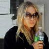 Jeudi 16 septembre, à New York, Mary-Kate Olsen continuait d'afficher un look poubelle, avec cheveux gras et se cachant derrière des lunettes oversize...