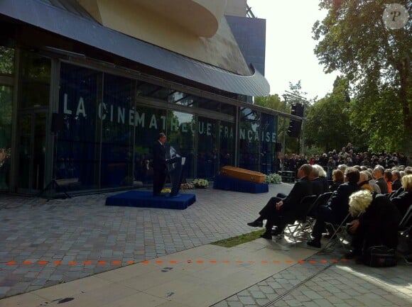 La cérémonie hommage à Claude Chabrol, qui nous a quittés à 80 ans, le 12 septembre 2010.