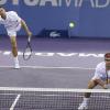 Michaël Llodra et Arnaud Clément (ici lors d'un match à Madrid) ont apporté le point qui manquait à la France pour atteindre la finale de la Coupe Davis