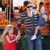 Jennifer Garner et ses filles au marché de Los Angeles (19 septembre 2010)