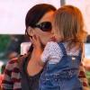 Jennifer Garner et ses filles au marché de Los Angeles (19 septembre 2010)