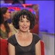 Isabelle Mergault lors de l'enregistrement de l'émission Vivement Dimanche le 22 septembre 2010 (diffusion le 26 septembre)