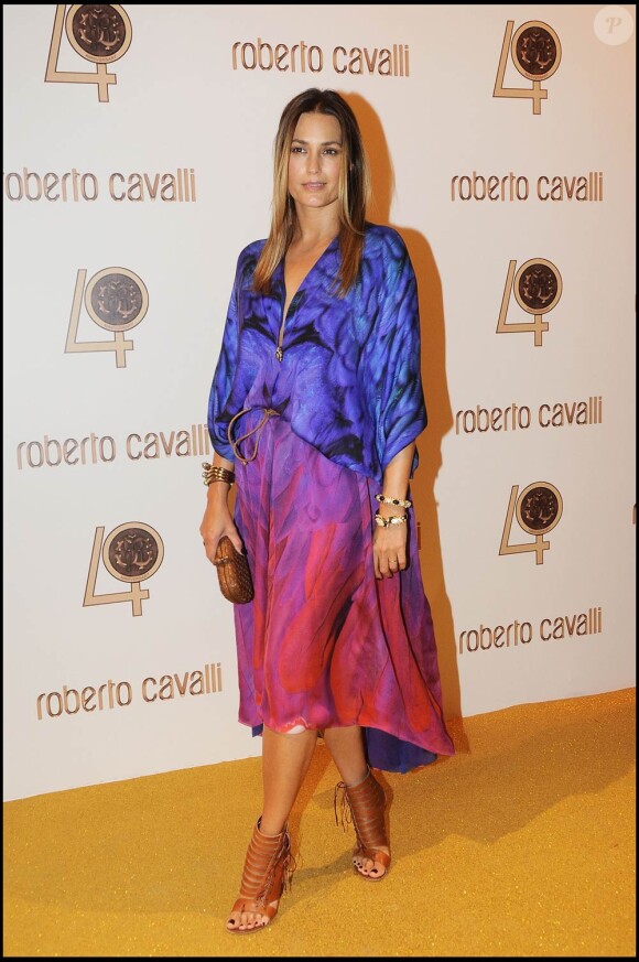 Yasmine Le Bon à l'occasion des 40 ans de la maison Cavalli qui se sont tenus aux Beaux-Arts, dans le cadre de la Fashion Week, à Paris, le 29 septembre 2010.