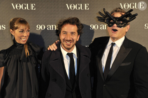 Edouard Baer et Jean-Charles de Castelbajac lors de la soirée des 90 ans du magazine Vogue France à Paris le 30 septembre 2010