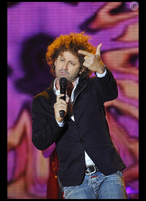 Raul Pauz, invité de Vivement Dimanche (enregistré  le 13 octobre 2010, diffusé le 17 octobre 2010)
