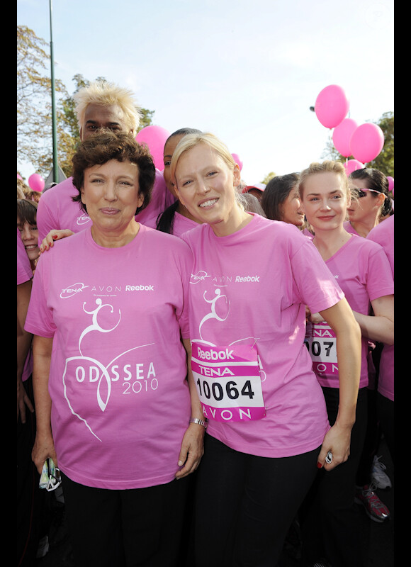 Anna Sherbinina et Roselyne Bachelot ont participé à la course caritative Odyssée pour la lutte contre le cancer - octobre 2010