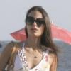 Jordana Brewster arrive à Rio de Janeiro pour le tournage de Fast and Furious 5, et va directement à la plage, le 3 novembre