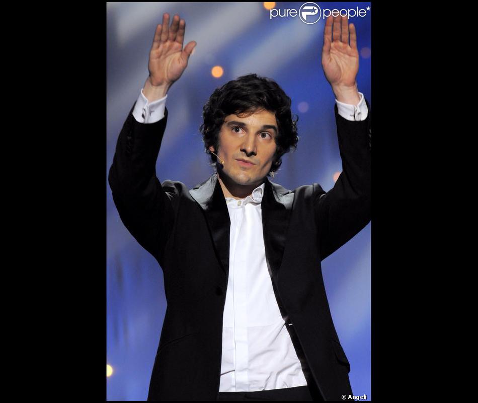 Télécharger gratuitement Images L Humoriste Gaspard Proust Purepeople dernière salutations