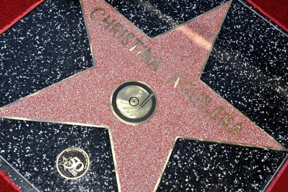 Christina Aguilera reçoit son étoile sur le Hollywood Walk of Fame, lundi 15 novembre, à Los Angeles.