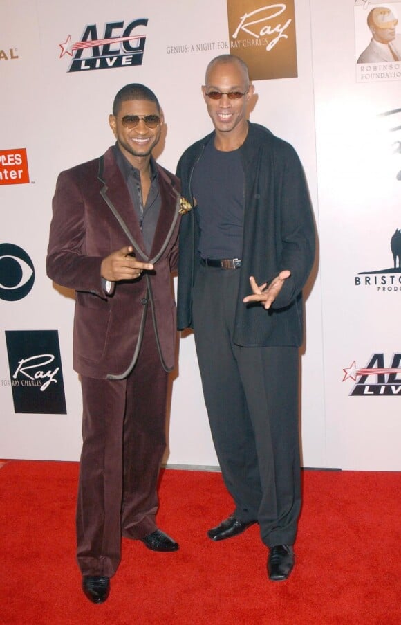 Usher et Ray Charles Robinson Jr., Los Angeles, 2004