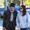 Ashley Greene et son petit ami Joe Jonas (Jonas Brothers) se promènent à Los Angeles, vendredi 26 novembre.