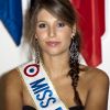Laury Thilleman, Miss France 2011, en août 2011 dans le Sud de la France.