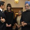 Le 5 décembre, Nicolas Sarkozy et Carla Bruni-Sarkozy sont les hôtes du Premier ministre indien Manmohan Singh à l'occasion d'un dîner officiel.