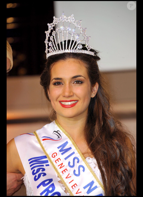 Barbara Morel est élue Miss Nationale 2011 devant les 1 000 spectateurs de la salle Wagram, à Paris, et devant le public de BFM TV, dimanche 5 décembre.