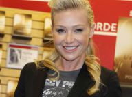 Portia de Rossi : ravissante et sexy en tenue d'écolière !