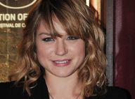 Emilie Dequenne : en danseuse du Moulin Rouge auprès du beau Grégory Fitoussi !