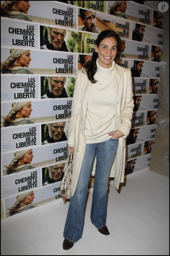 Inés Sastre à l'occasion de l'avant-première des Chemins de la Liberté, qui s'est tenue à la Cinémathèque Française, à Paris, le 13 décembre 2010.
