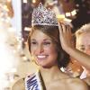 Laury Thilleman, Miss France 2011, retourne dans sa région natale de la Bretagne, samedi 18 décembre, pour une semaine.