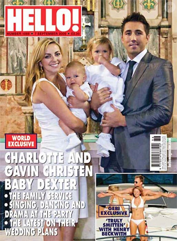 Charlotte Church et son compagnon Gavin Henson en couverture de Hello! Magazine (sept 2009) avec leurs enfants, Dexter et Ruby