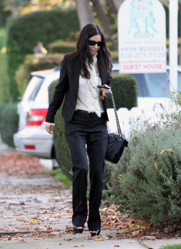 Courteney Cox et sa fille Coco se rendent à une fête, la veille de Noël. Los Angeles, le 24/12/2010