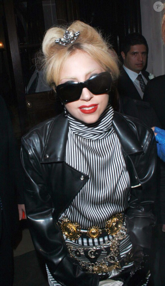 Lady Gaga, Londres, 17 décembre 2010