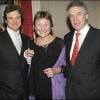 Colin Firth, Marisa Bruni-Tedeschi et Sir Peter Westmacott à la réception organisée à la résidence privée de l'Ambassadeur de Grande-Bretagne, à Paris, après la projection du Discours d'un Roi. 4/01/2011