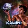 Kamini se la joue fort en bagarre pour le troisième extrait de son album Extraterrien !