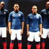 Florent Malouda, Abou Diaby, Alou Diarra et Yann M'Vila jouaient les mannequins, lundi 17 janvier 2011, pour présenter le nouveau maillot de l'équipe de France de football, le premier de l'ère Nike.