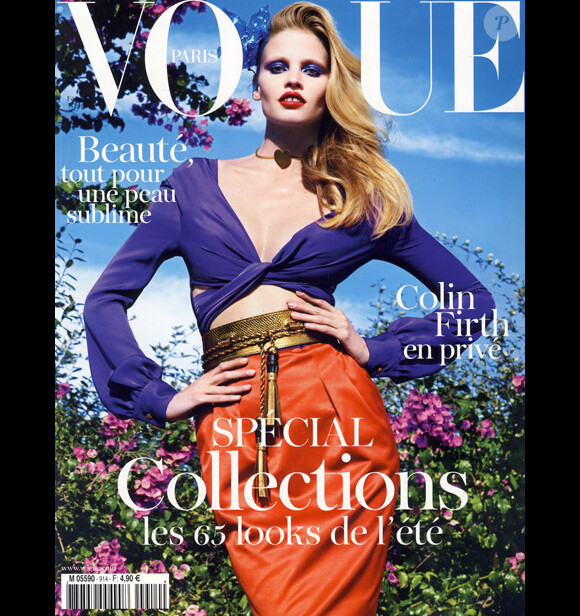 Lara Stone fait sa sixème couverture du magazine Vogue français.