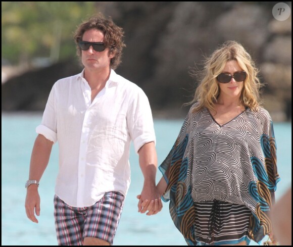 Jane Krakowski passe des vacances sereines avec son fiancé Robert Godley. Elle attend son premier enfant. Janvier 2011