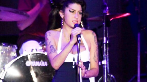 Amy Winehouse : La chanteuse a été hospitalisée !