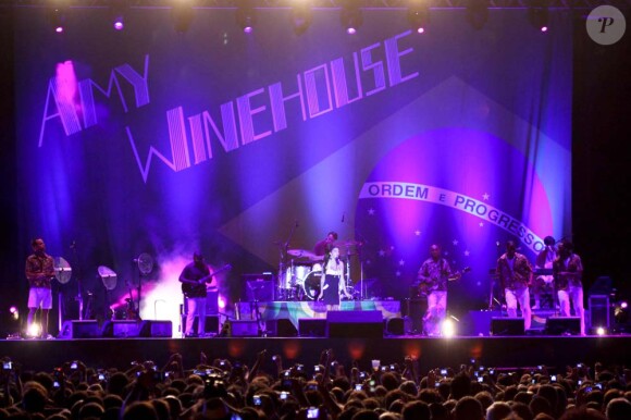 Amy Winehouse en concert à Sao Paulo, au Brésil, le 15 janvier 2011