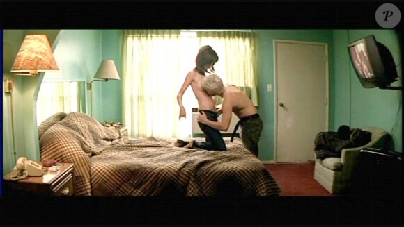 Des images de la fameuse scène de sexe entre Olivia Wilde et Emile Hirsch dans Alphadog, sorti en 2007.