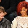 Rihanna et Justin Bieber lors des NBA All-Star Game au Staples Center à Los Angeles le 20 février 2011
 
