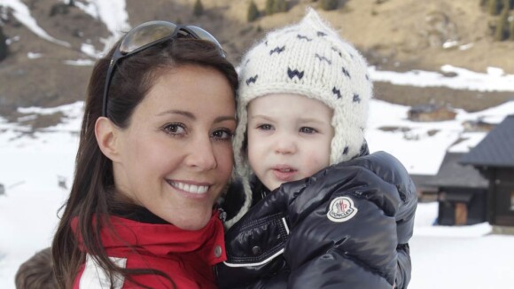 Marie de Danemark : Son petit prince Henrik, 1 an, découvre les sports d'hiver !