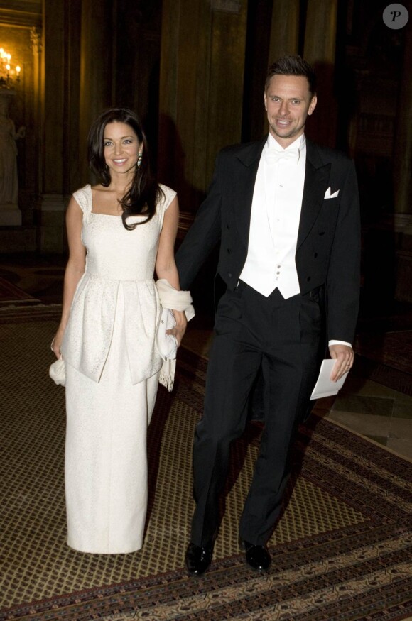 Le 24 février 2011, à Stockholm, le couple royal recevait à dîner quelques 150 convives, en présence du couple héritier Victoria et Daniel de Suède. Le tennisman Robin Söderling et sa superbe fiancée Jenni (photo) étaient invités.