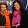 Au siège de l'UNESCO, à Paris, le 3 mars 2011, Liliane Bettencourt et Françoise Bettencourt-Meyers étaient réunies et de belle humeur pour la remise des prix L'Oréal-UNESCO pour les Femmes et la Science.
