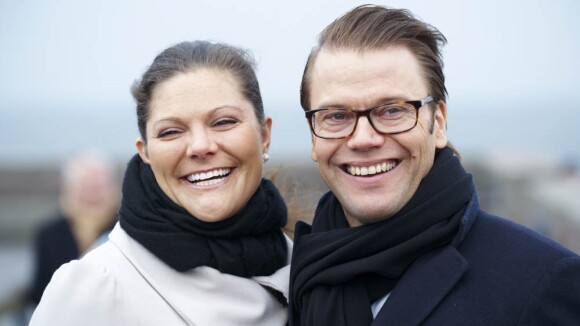 La princesse Victoria et Daniel très tendres devant une tour de Pise suédoise !